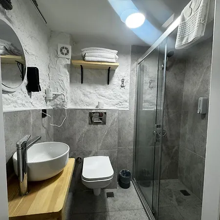 Baba Evi Alacati Hotel