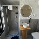 ホテル Baba Evi アラカティ