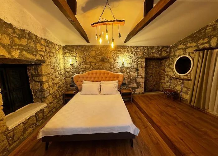 Baba Evi Alacati 酒店