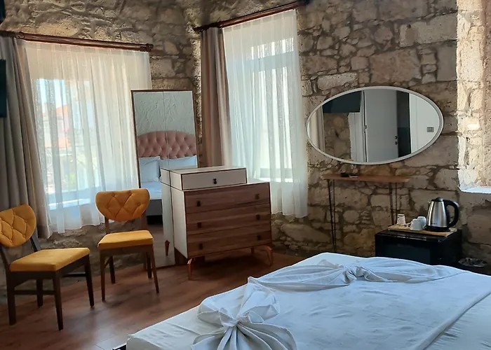 Baba Evi Alacati 酒店 *